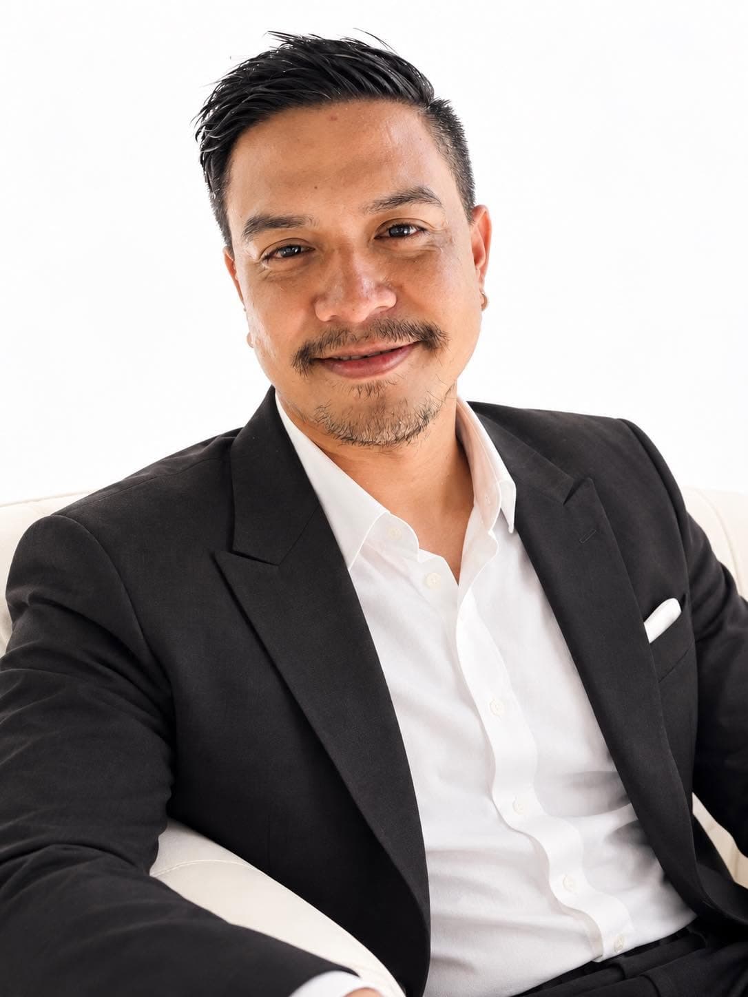 RICHARD DE VEGA